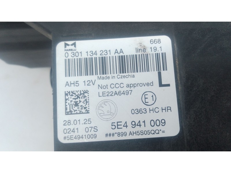 Recambio de faro izquierdo xenon para skoda octavia iv (nx3, nn3, pv3) 2.0 tdi referencia OEM IAM 5E4941009  