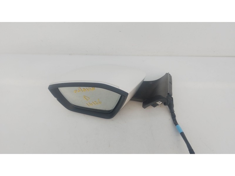 Recambio de retrovisor izquierdo electrico para skoda octavia iv (nx3, nn3, pv3) 2.0 tdi referencia OEM IAM   