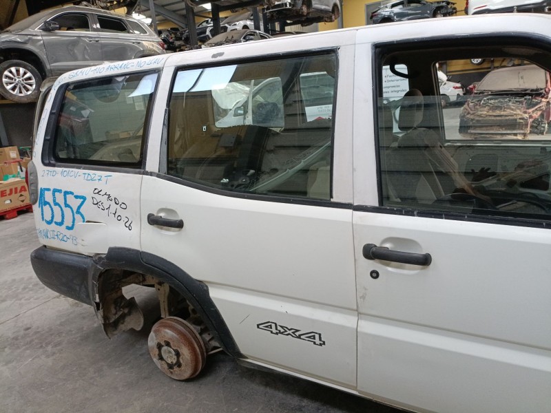 Recambio de puerta trasera derecha para nissan terrano ii (r20) 2.7 td 4wd referencia OEM IAM   