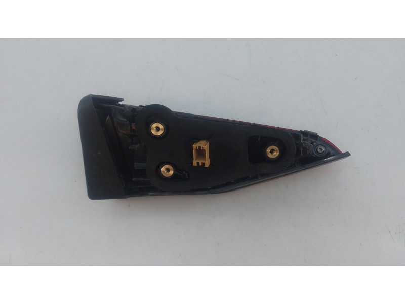 Recambio de piloto trasero derecho porton para skoda octavia iv (nx3, nn3, pv3) 2.0 tdi referencia OEM IAM   