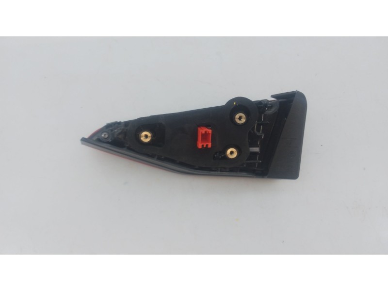 Recambio de piloto trasero izquierdo porton para skoda octavia iv (nx3, nn3, pv3) 2.0 tdi referencia OEM IAM   