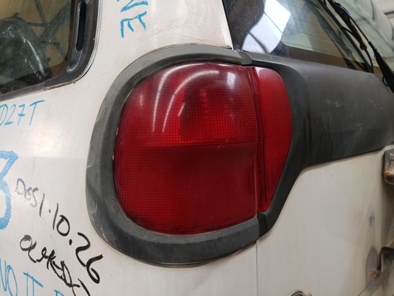Recambio de piloto trasero izquierdo para nissan terrano ii (r20) 2.7 td 4wd referencia OEM IAM   