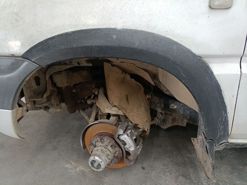 Recambio de aletin delantero izquierdo para nissan terrano ii (r20) 2.7 td 4wd referencia OEM IAM   