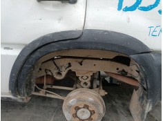 Recambio de aletin trasero izquierdo para nissan terrano ii (r20) 2.7 td 4wd referencia OEM IAM   