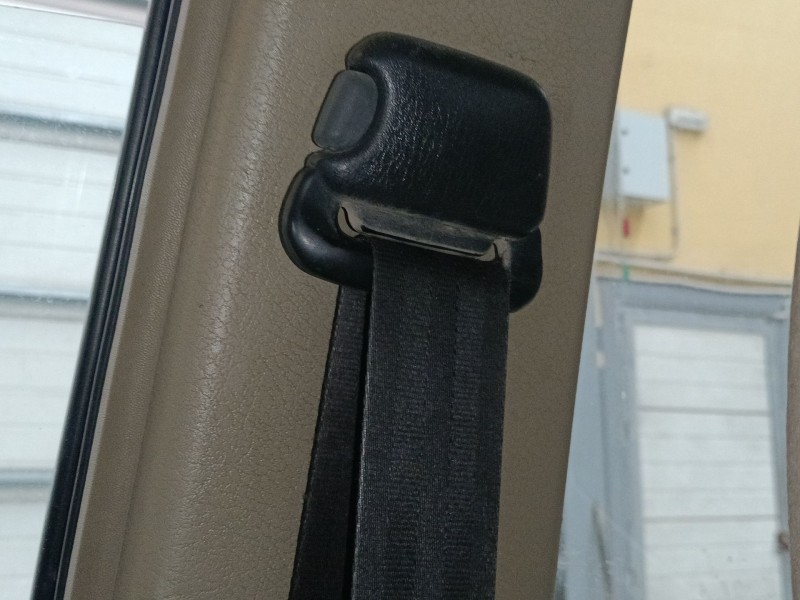 Recambio de cinturon seguridad delantero derecho para nissan terrano ii (r20) 2.7 td 4wd referencia OEM IAM   