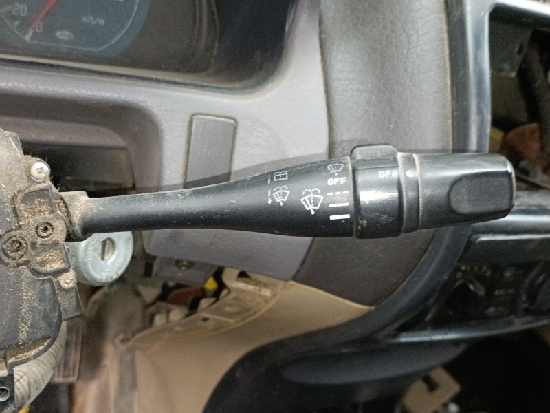 Recambio de mando limpia para nissan terrano ii (r20) 2.7 td 4wd referencia OEM IAM   