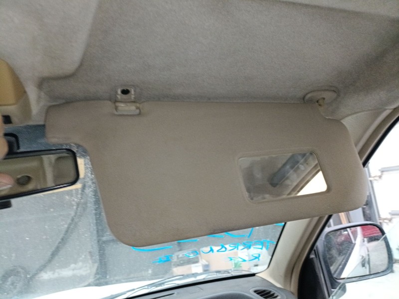 Recambio de parasol derecho para nissan terrano ii (r20) 2.7 td 4wd referencia OEM IAM   