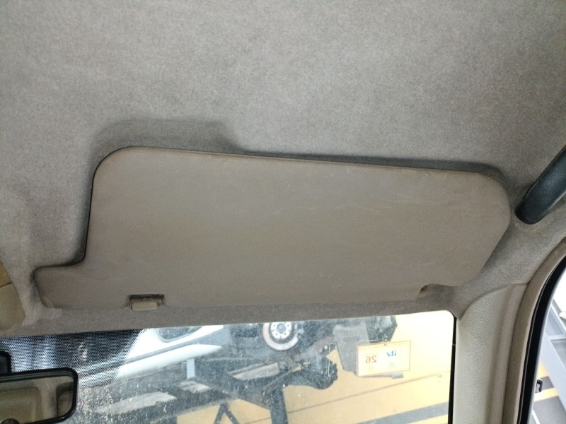 Recambio de parasol derecho para nissan terrano ii (r20) 2.7 td 4wd referencia OEM IAM   