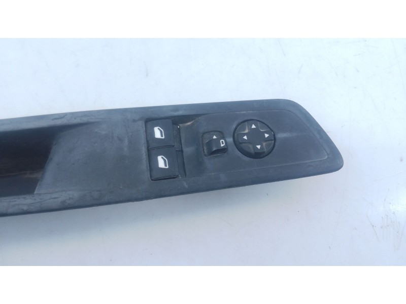 Recambio de mando elevalunas delantero izquierdo para citroën jumpy iii furgoneta (v_) 1.5 bluehdi 100 referencia OEM IAM   