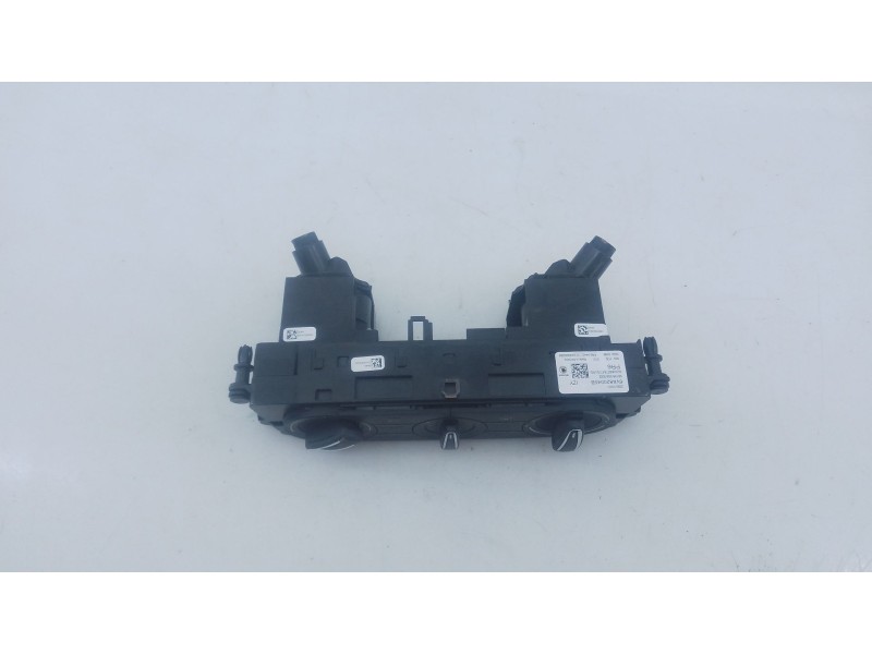 Recambio de mando climatizador para skoda fabia iv (pj3) 1.0 tsi referencia OEM IAM 6VA820045B  