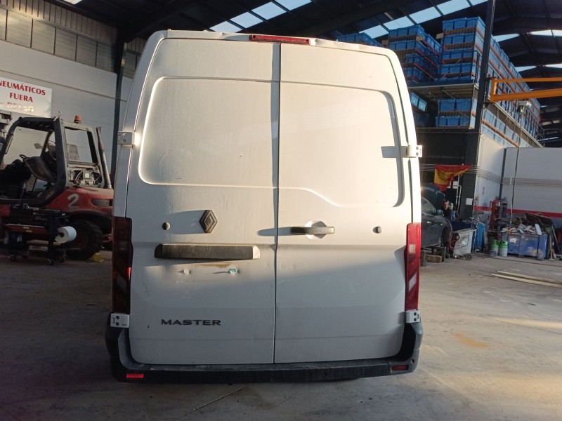 renault master blue dci 150 del año 2024