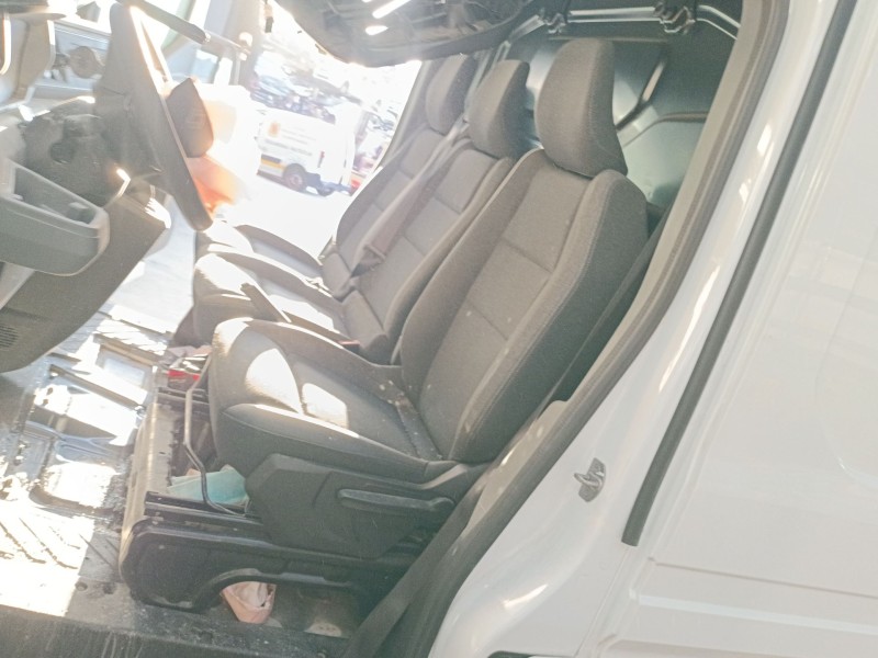 renault master blue dci 150 del año 2024