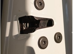 Recambio de cerradura puerta delantera derecha para renault master blue dci 150 referencia OEM IAM   