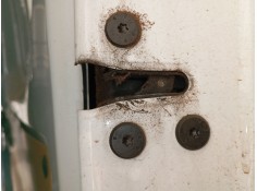 CERRADURA PUERTA TRASERA DERECHA 