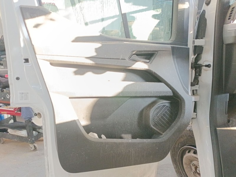 Recambio de guarnecido puerta delantera izquierda para renault master blue dci 150 referencia OEM IAM   