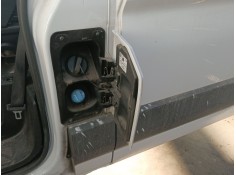 Recambio de tapa exterior combustible para renault master blue dci 150 referencia OEM IAM    2
