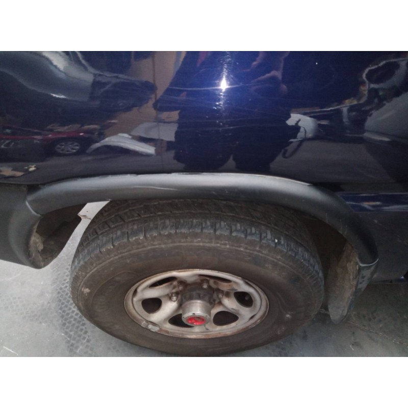 Recambio de aletin delantero izquierdo para nissan terrano/terrano.ii (r20) lx (3-ptas.) referencia OEM IAM   