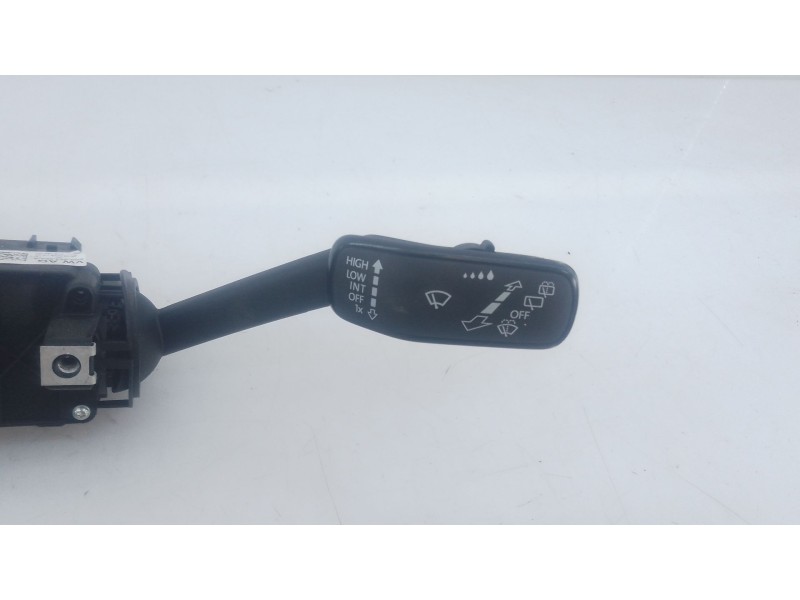Recambio de mando intermitentes para skoda fabia iv (pj3) 1.0 tsi referencia OEM IAM   