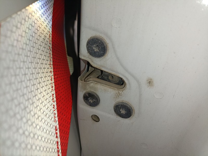 Recambio de cerradura puerta trasera derecha para renault trafic iii furgoneta (fg_) 1.6 dci 95 (fgmj, fgmr) referencia OEM IAM 