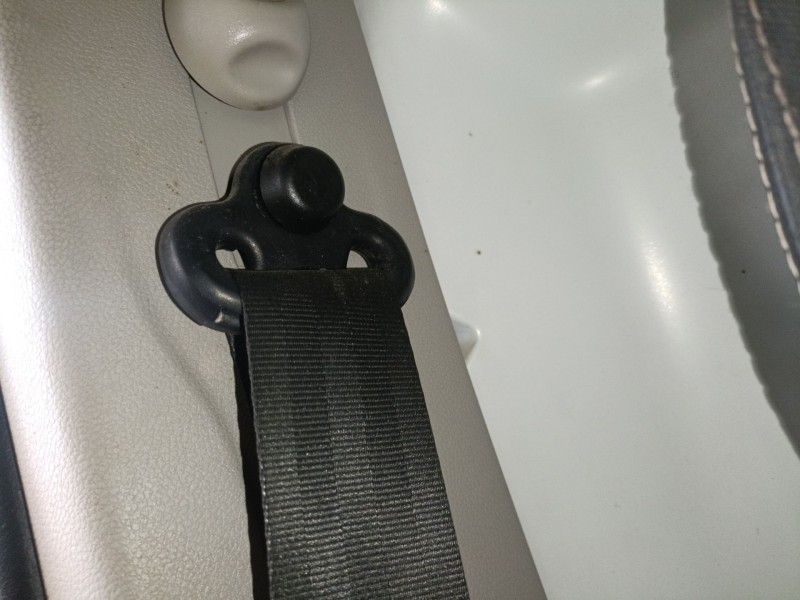 Recambio de cinturon seguridad delantero derecho para renault trafic iii furgoneta (fg_) 1.6 dci 95 (fgmj, fgmr) referencia OEM 