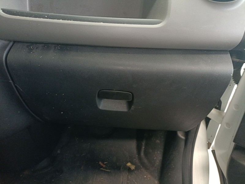 Recambio de guantera para renault trafic iii furgoneta (fg_) 1.6 dci 95 (fgmj, fgmr) referencia OEM IAM   