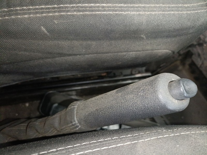 Recambio de palanca freno de mano para renault trafic iii furgoneta (fg_) 1.6 dci 95 (fgmj, fgmr) referencia OEM IAM   