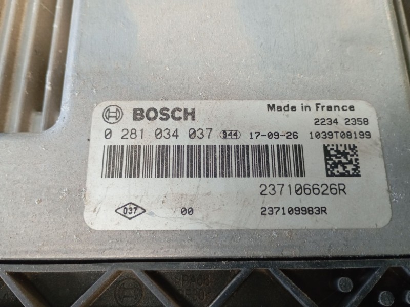 Recambio de centralita motor uce para renault trafic iii furgoneta (fg_) 1.6 dci 95 (fgmj, fgmr) referencia OEM IAM   