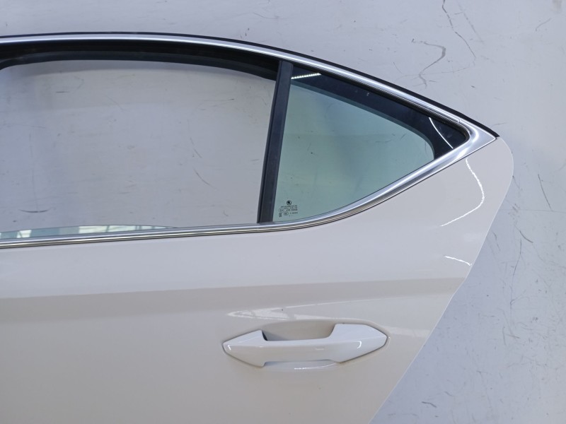 Recambio de puerta trasera izquierda para skoda octavia iv (nx3, nn3, pv3) 2.0 tdi referencia OEM IAM   