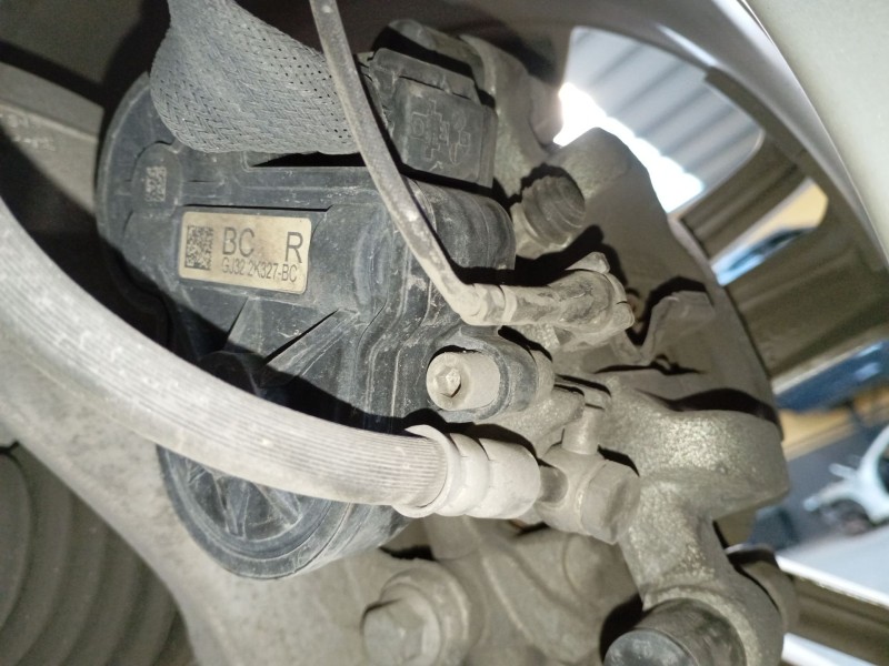 Recambio de pinza freno trasera derecha para land rover range rover evoque (l538) 2.0 d 4x4 referencia OEM IAM GJ322K327BC  