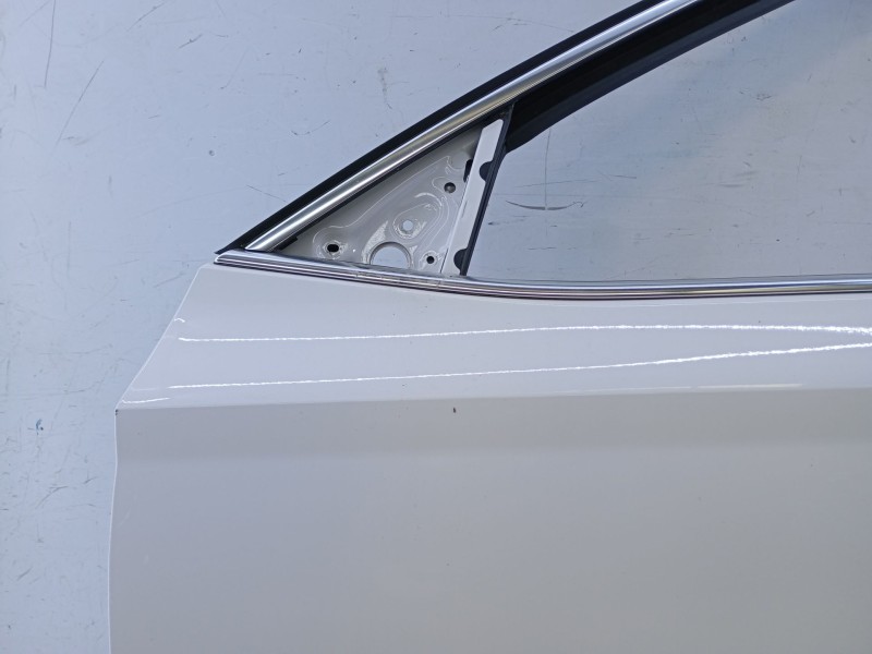 Recambio de puerta delantera izquierda para skoda octavia iv (nx3, nn3, pv3) 2.0 tdi referencia OEM IAM   
