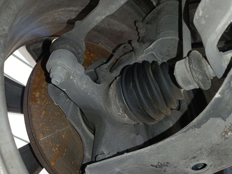 Recambio de mangueta delantera izquierda para opel corsa e (x15) 1.3 cdti (08, 68) referencia OEM IAM   