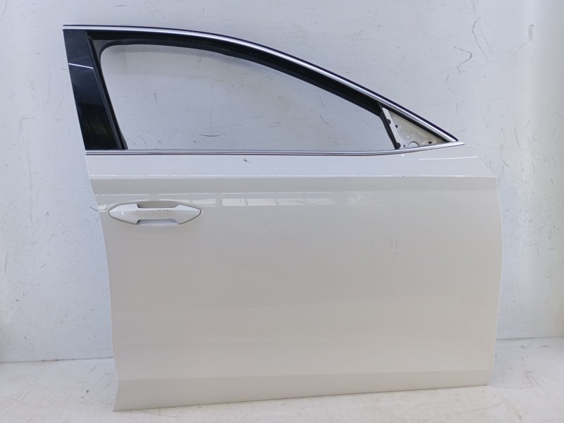 Recambio de puerta delantera derecha para skoda octavia iv (nx3, nn3, pv3) 2.0 tdi referencia OEM IAM   