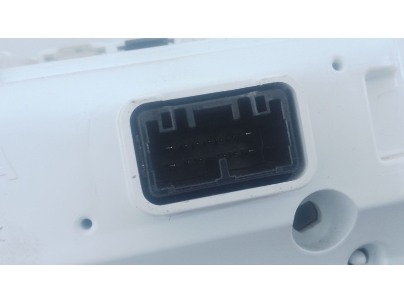 Recambio de cuadro instrumentos para toyota hilux viii pick-up (_n1_) 2.4 d 4wd (gun125_) referencia OEM IAM 83800FF630A  