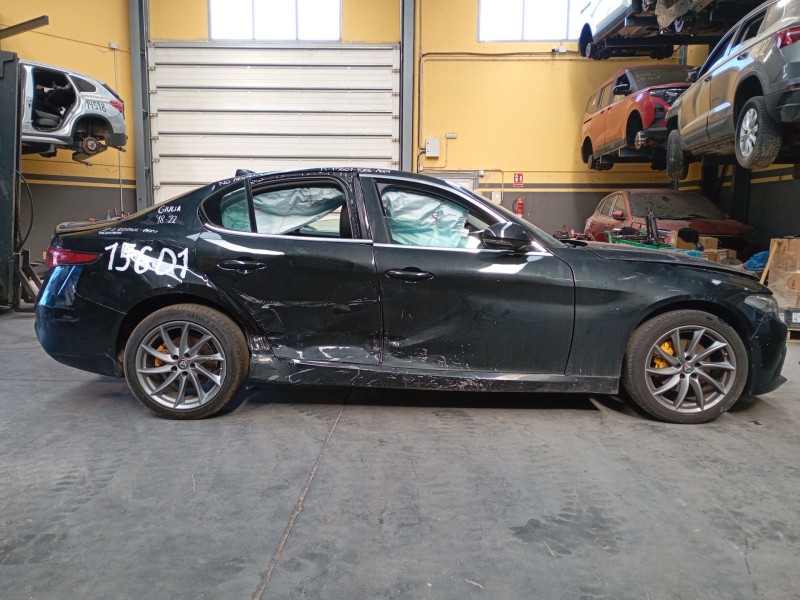 alfa romeo giulia (952_) del año 2020