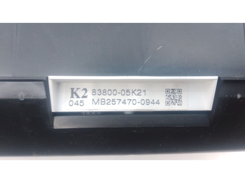 Recambio de cuadro instrumentos para toyota avensis sedán (_t27_) 2.2 d-4d (adt271_) referencia OEM IAM 8380005K21 MB2574700944 