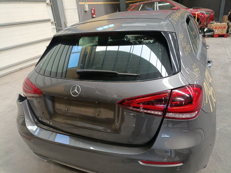 Recambio de porton trasero para mercedes-benz clase a (w177) a 180 d (177.003) referencia OEM IAM   