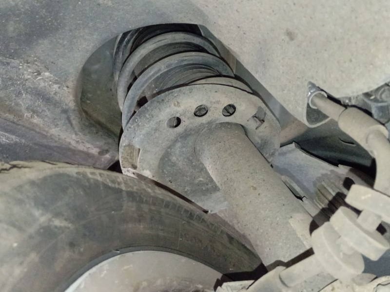 Recambio de amortiguador delantero izquierdo para mercedes-benz clase a (w177) a 180 d (177.003) referencia OEM IAM   
