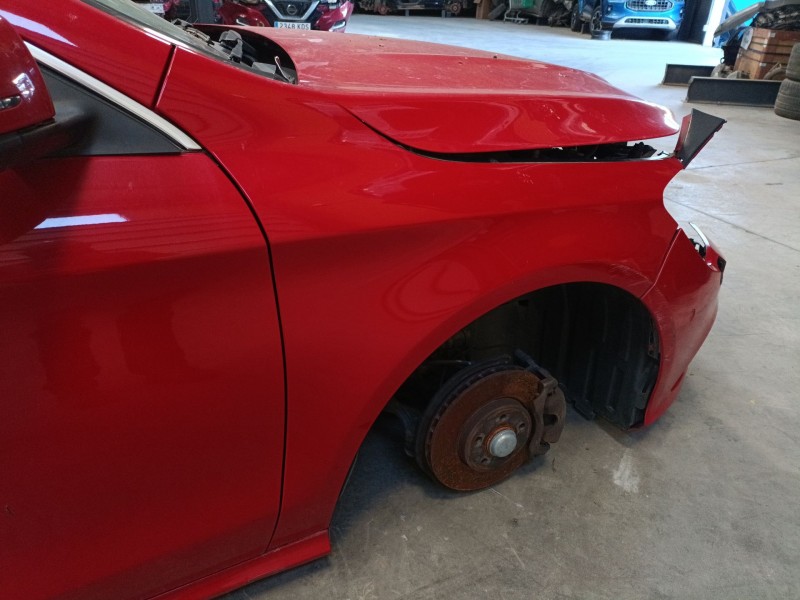 Recambio de aleta delantera derecha para mercedes-benz cla coupé (c117) cla 200 cdi / d (117.308) referencia OEM IAM   