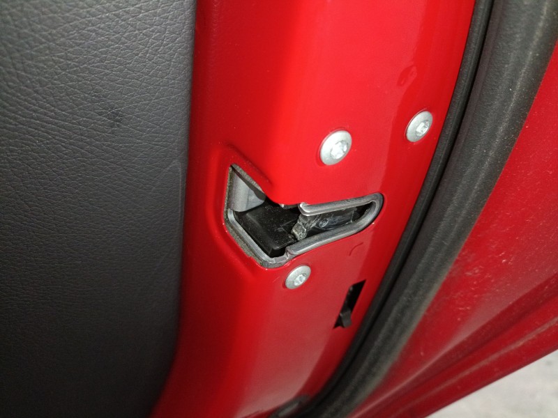 Recambio de cerradura puerta trasera derecha para mercedes-benz cla coupé (c117) cla 200 cdi / d (117.308) referencia OEM IAM   