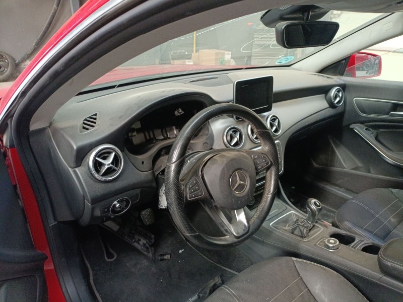 mercedes-benz cla coupé (c117) del año 2015