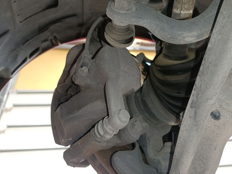 Recambio de pinza freno delantera derecha para mercedes-benz cla coupé (c117) cla 200 cdi / d (117.308) referencia OEM IAM   