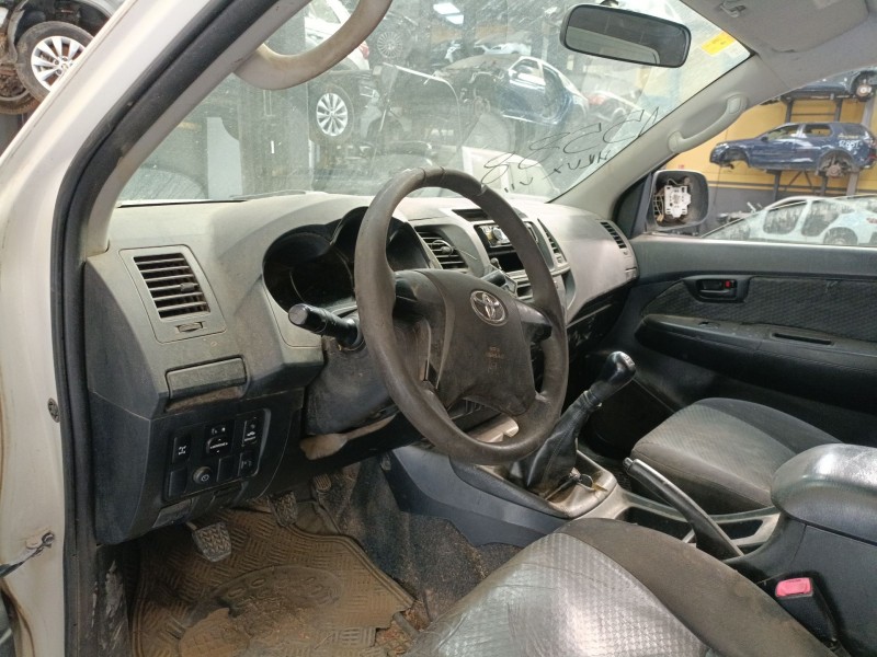 toyota hilux vii pick-up (_n1_, _n2_, _n3_) del año 2015