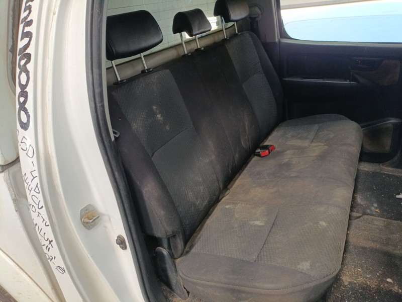 toyota hilux vii pick-up (_n1_, _n2_, _n3_) del año 2015