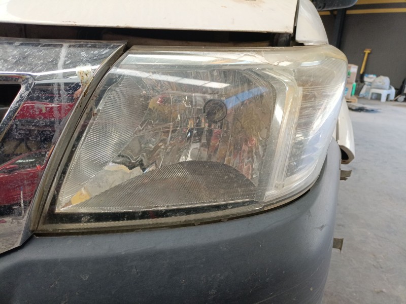 Recambio de faro izquierdo para toyota hilux vii pick-up (_n1_, _n2_, _n3_) 2.5 d-4d 4wd (kun25) referencia OEM IAM   