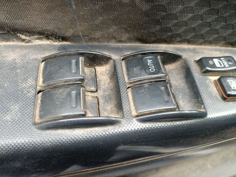 Recambio de mando elevalunas delantero izquierdo para toyota hilux vii pick-up (_n1_, _n2_, _n3_) 2.5 d-4d 4wd (kun25) referenci
