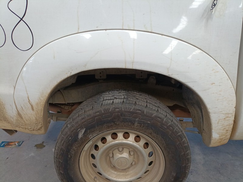 Recambio de aletin trasero derecho para toyota hilux vii pick-up (_n1_, _n2_, _n3_) 2.5 d-4d 4wd (kun25) referencia OEM IAM   