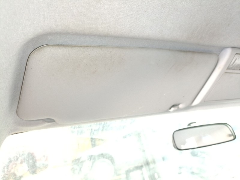 Recambio de parasol izquierdo para toyota hilux vii pick-up (_n1_, _n2_, _n3_) 2.5 d-4d 4wd (kun25) referencia OEM IAM   