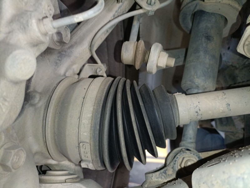 Recambio de transmision delantera izquierda para toyota hilux vii pick-up (_n1_, _n2_, _n3_) 2.5 d-4d 4wd (kun25) referencia OEM