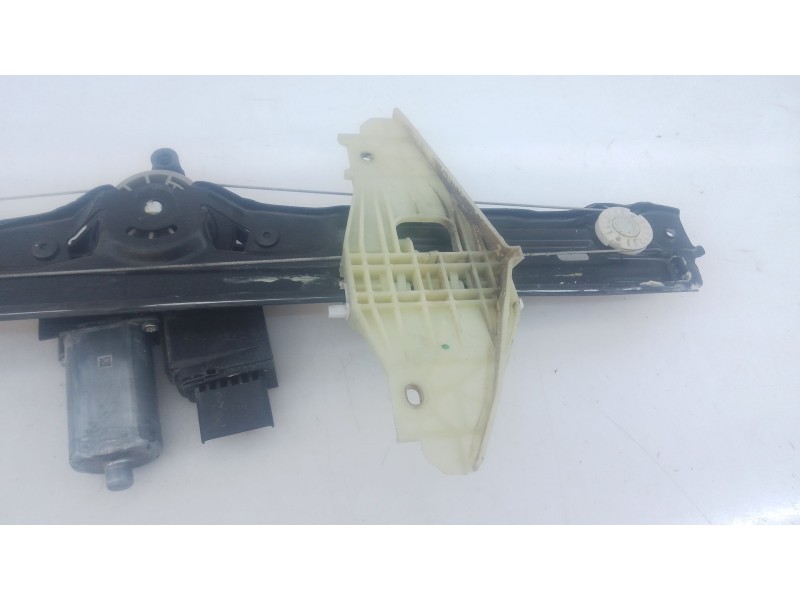 Recambio de elevalunas delantero derecho para opel vivaro c furgoneta (k0) 2.0 referencia OEM IAM   