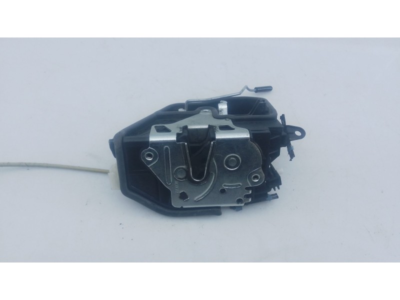 Recambio de cerradura puerta delantera izquierda para bmw x1 (e84) sdrive 18d referencia OEM IAM   